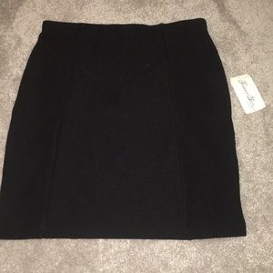 Forever21 black body-con textured skirt